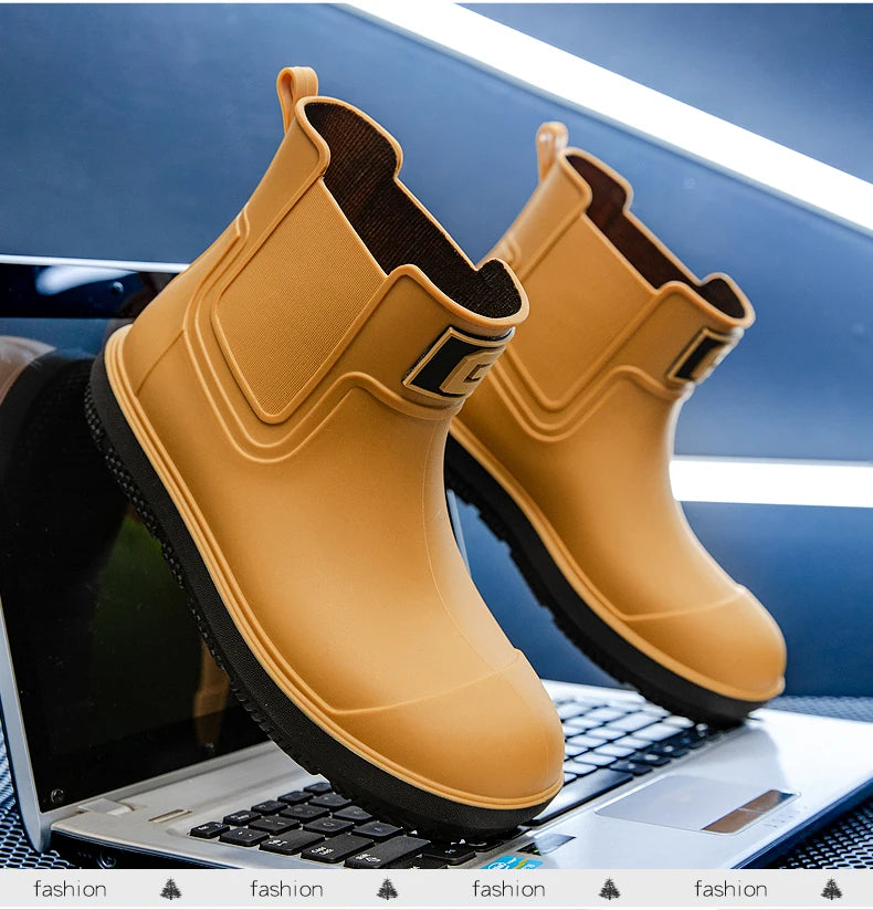 Men's Short-Tube Non-Slip Rain Boots, Fashionable Low-Top Water Shoes, Pvc One-Time Molded Rain Boots, Pastoral Labor Waterproof Shoes