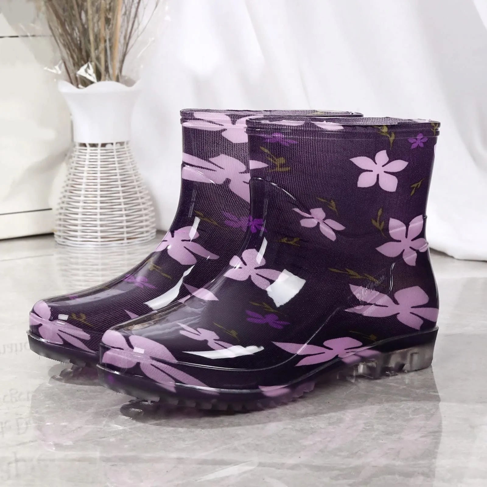 Black Polka Dots Women's Rain Shoes Waterproof And Non-slip Kitchen Work Rubber Shoes Pvc Short Tube Rain Boots Summer Shoes