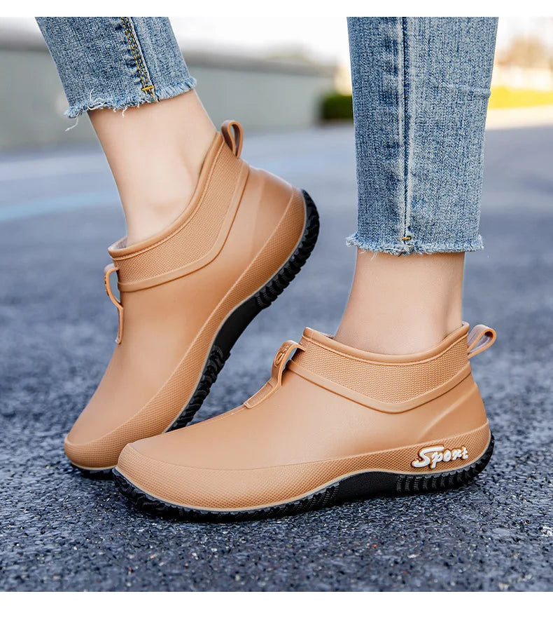 Leisure thick soled waterproof outdoor wear-resistant women's short tube water shoes daily casual rain boots