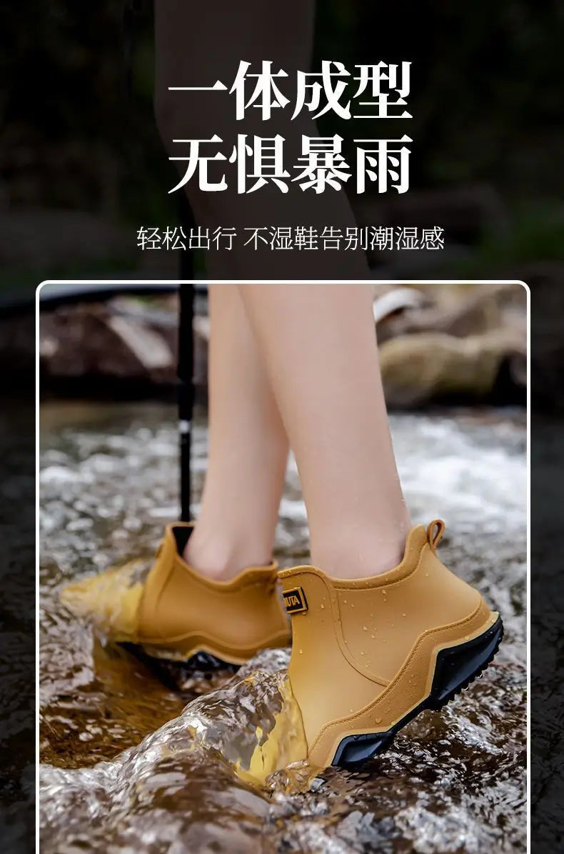 Fashion rubber rain boots for men and women rain shoes, outdoor fishing waterproof shoes, stylish outdoor wear rain boots