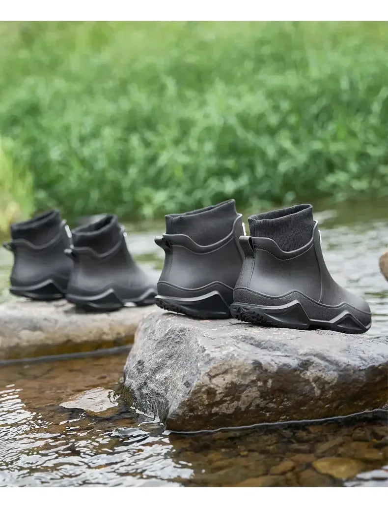 Winter Windproof Cotton Rain Boots Men Warm Light Ankle Rainboots Fashion Black Slip on Rain Shoes Men Waterproof Work Boot 2024