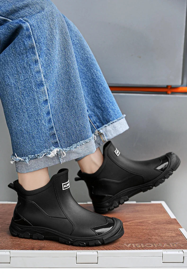 Waterproof Cross-Border Men's Rain Shoes Fashionable Short Socks Thickened Warm Rubber Work Anti-Slip Fishing Kitchen Rain Boots