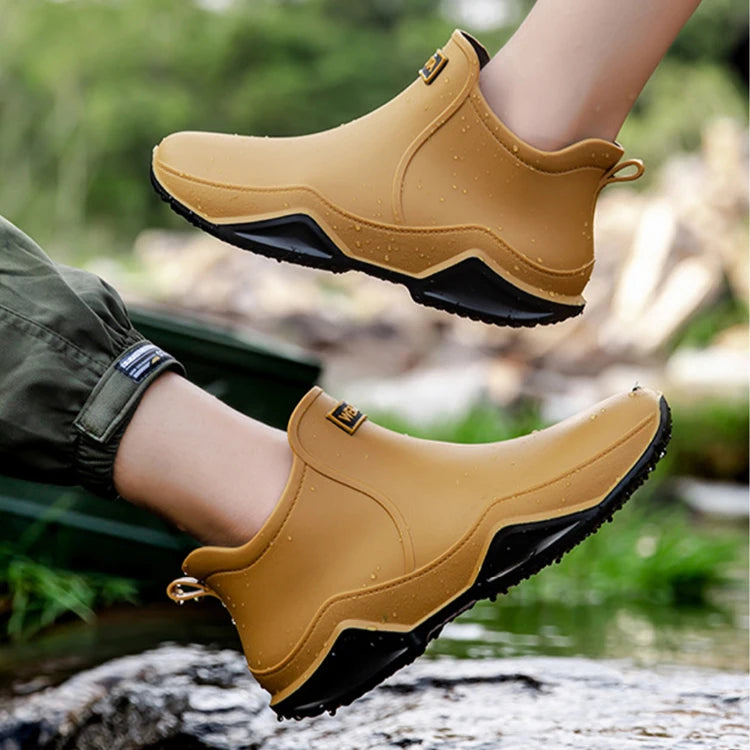 Fashionable Men & Women’s Ankle Rain Boots Anti-Slip Waterproof Shoes Work Boots Suitable For Summer & Winter Rainy & Snowy Day
