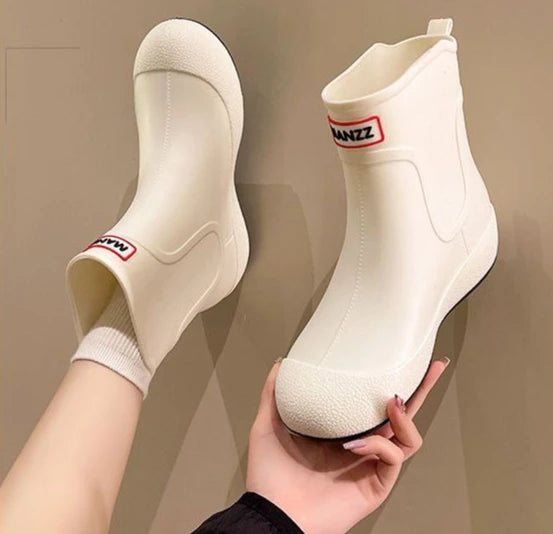 Winter Big Size Warm Waterproof Fleece-lined Short Men's Rain Boots Chef Kitchen Rainy Day Adult Without Lacing Mud Male Shoes