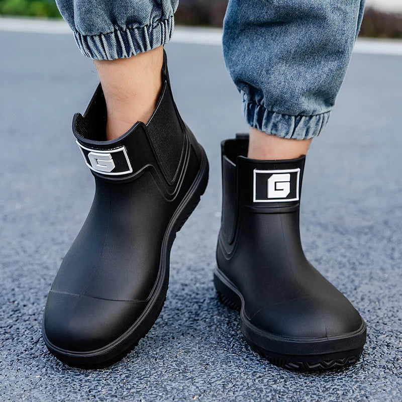 Men's Short-Tube Non-Slip Rain Boots, Fashionable Low-Top Water Shoes, Pvc One-Time Molded Rain Boots, Pastoral Labor Waterproof Shoes