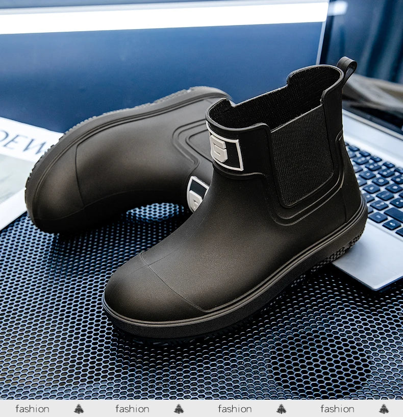 Men's Short-Tube Non-Slip Rain Boots, Fashionable Low-Top Water Shoes, Pvc One-Time Molded Rain Boots, Pastoral Labor Waterproof Shoes