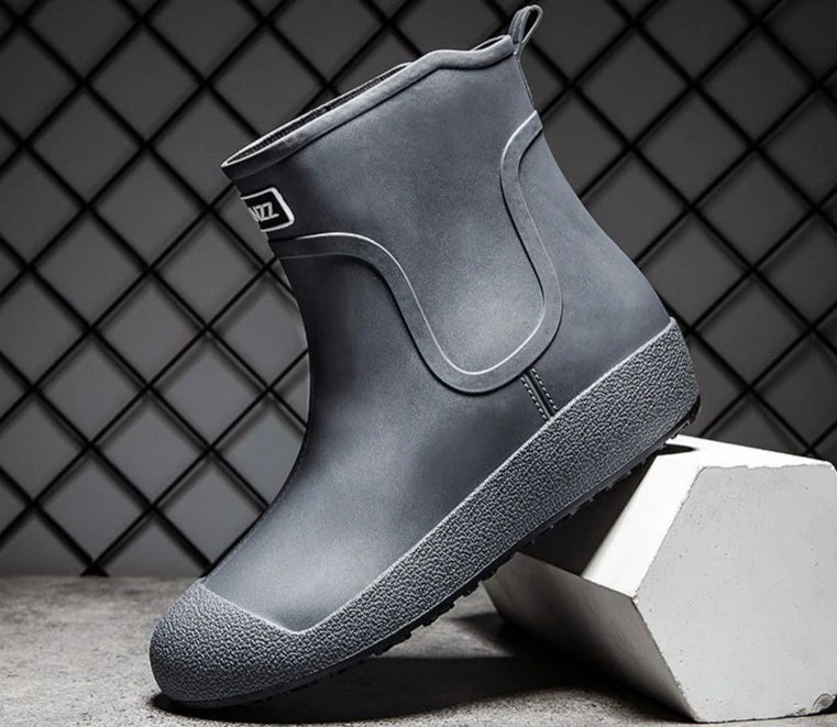 Winter Big Size Warm Waterproof Fleece-lined Short Men's Rain Boots Chef Kitchen Rainy Day Adult Without Lacing Mud Male Shoes