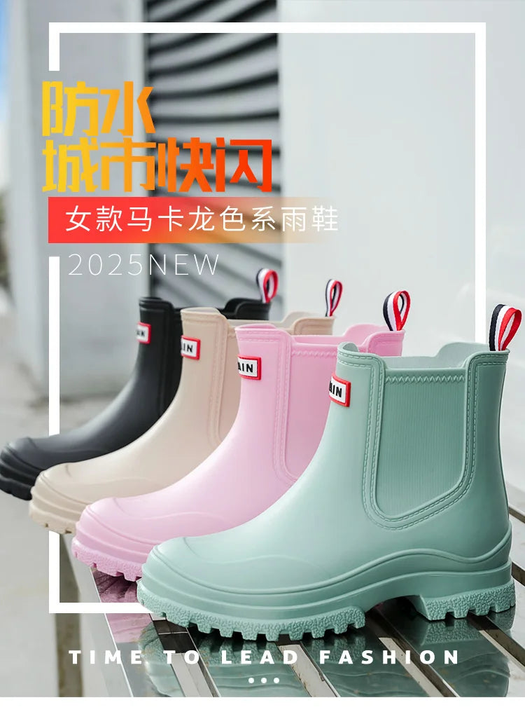 1 Pair of Women's Short Rain Boots Pvc Non-Slip Water Shoes Outdoor Waterproof Shoes Women's Fashionable Water Boots