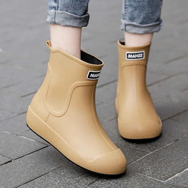 Winter Big Size Warm Waterproof Fleece-lined Short Men's Rain Boots Chef Kitchen Rainy Day Adult Without Lacing Mud Male Shoes