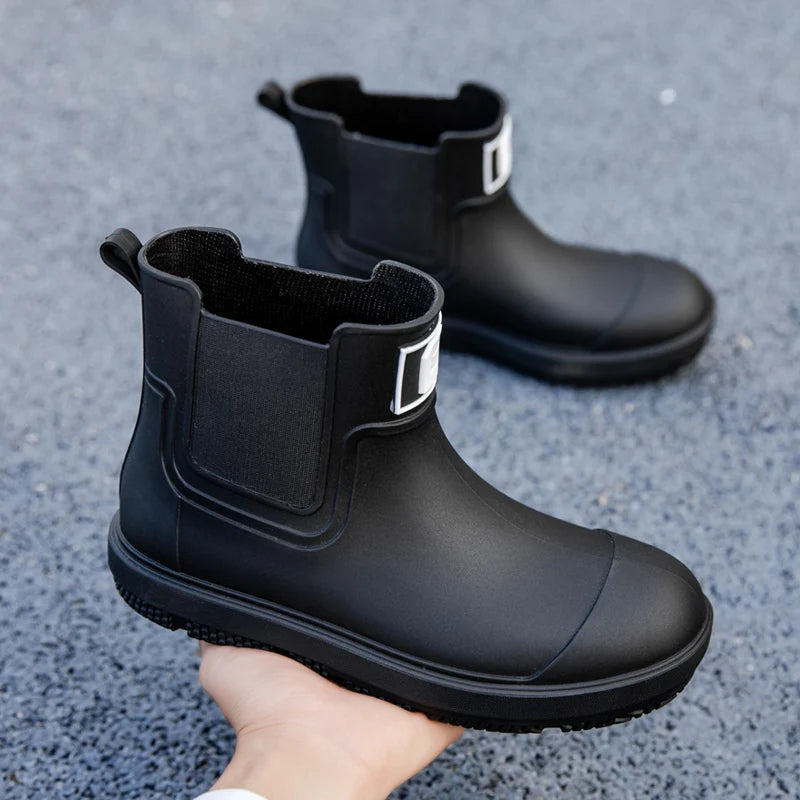 Men's Short-Tube Non-Slip Rain Boots, Fashionable Low-Top Water Shoes, Pvc One-Time Molded Rain Boots, Pastoral Labor Waterproof Shoes