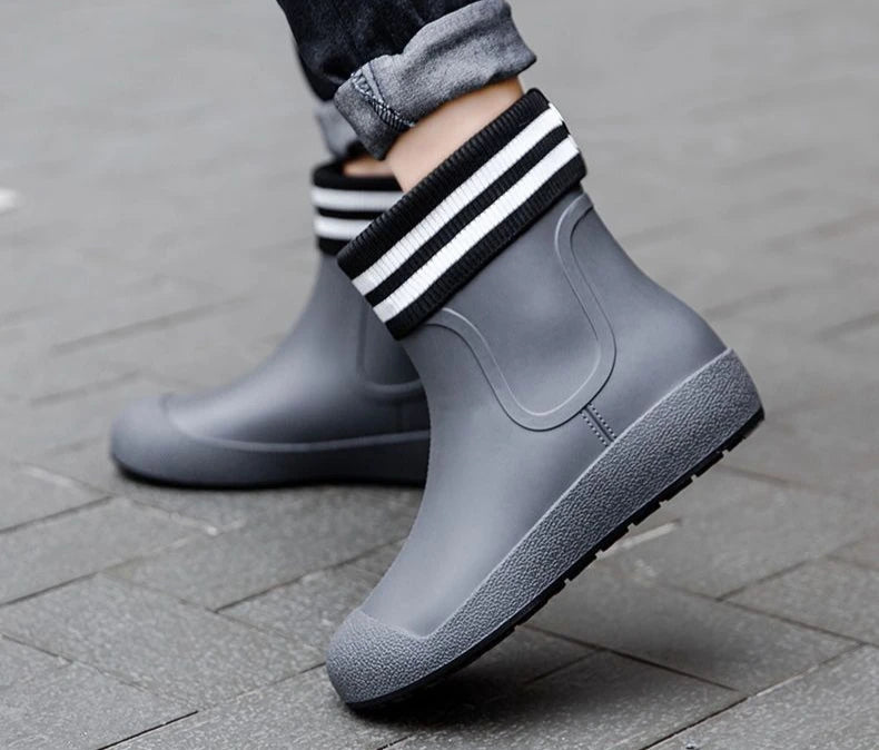 Winter Big Size Warm Waterproof Fleece-lined Short Men's Rain Boots Chef Kitchen Rainy Day Adult Without Lacing Mud Male Shoes