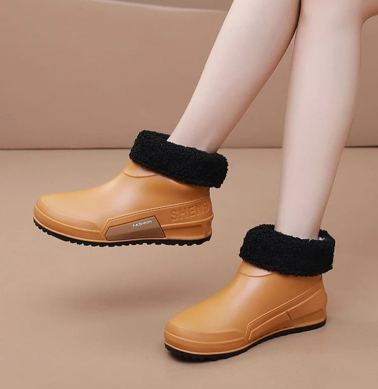 Waterproof Ankle Rain Boots for Men Chef Kitchen Fleece-lined Man Shoes Work Fashion Rainy Day Non-slip Garden Fishing Wellies