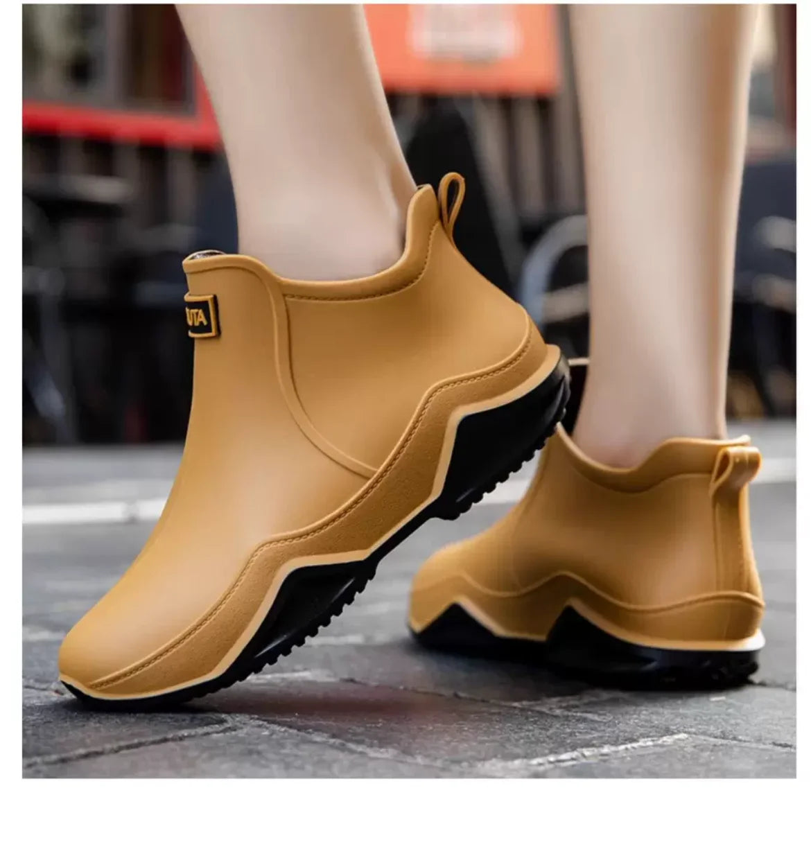 Fashionable Men & Women’s Ankle Rain Boots Anti-Slip Waterproof Shoes Work Boots Suitable For Summer & Winter Rainy & Snowy Day