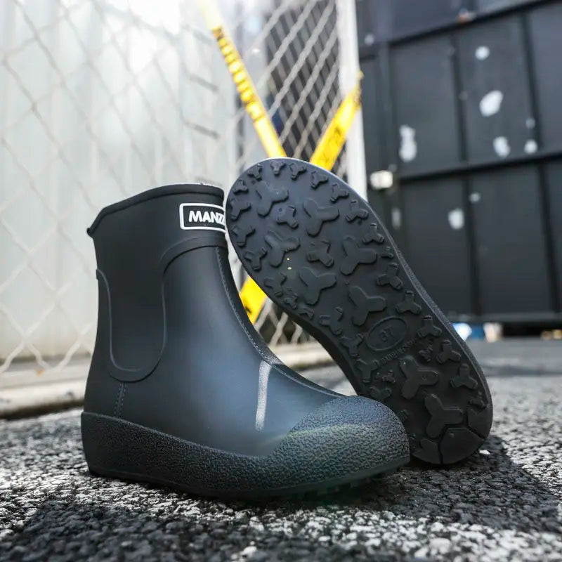 Winter Big Size Warm Waterproof Fleece-lined Short Men's Rain Boots Chef Kitchen Rainy Day Adult Without Lacing Mud Male Shoes