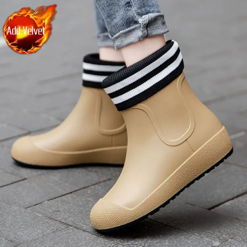 Winter Big Size Warm Waterproof Fleece-lined Short Men's Rain Boots Chef Kitchen Rainy Day Adult Without Lacing Mud Male Shoes