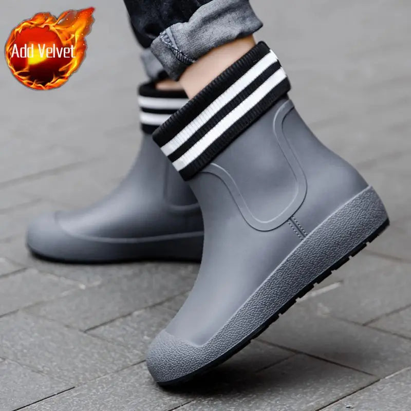 Winter Big Size Warm Waterproof Fleece-lined Short Men's Rain Boots Chef Kitchen Rainy Day Adult Without Lacing Mud Male Shoes
