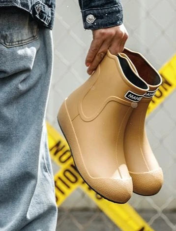 Winter Big Size Warm Waterproof Fleece-lined Short Men's Rain Boots Chef Kitchen Rainy Day Adult Without Lacing Mud Male Shoes