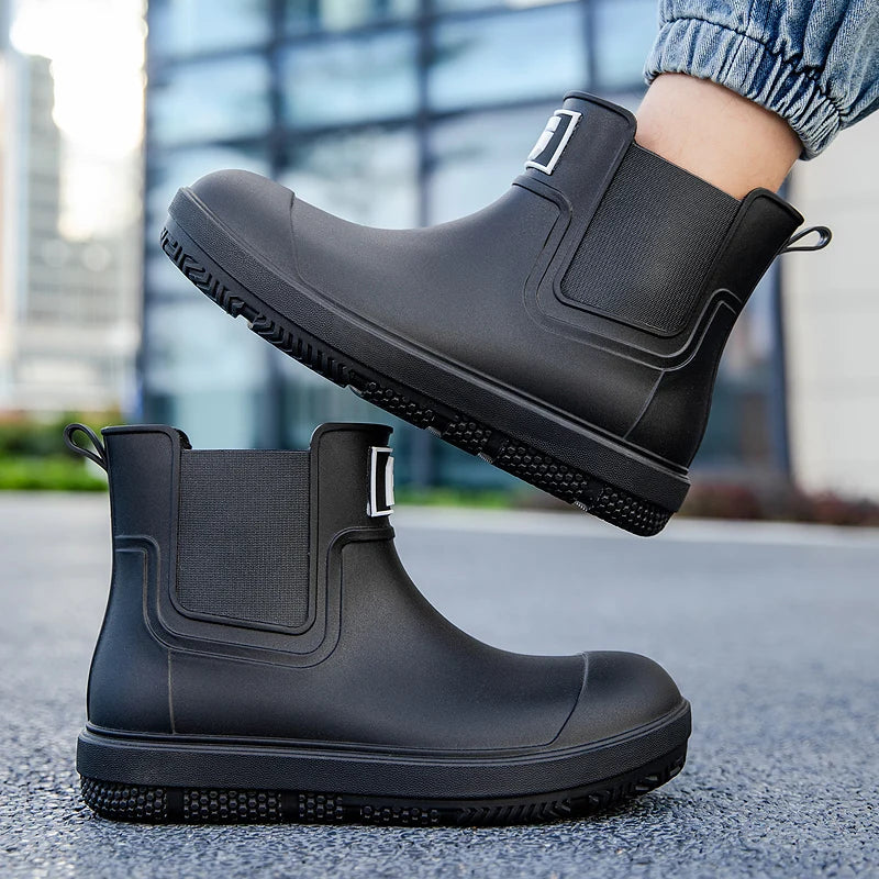 Men's Short-Tube Non-Slip Rain Boots, Fashionable Low-Top Water Shoes, Pvc One-Time Molded Rain Boots, Pastoral Labor Waterproof Shoes