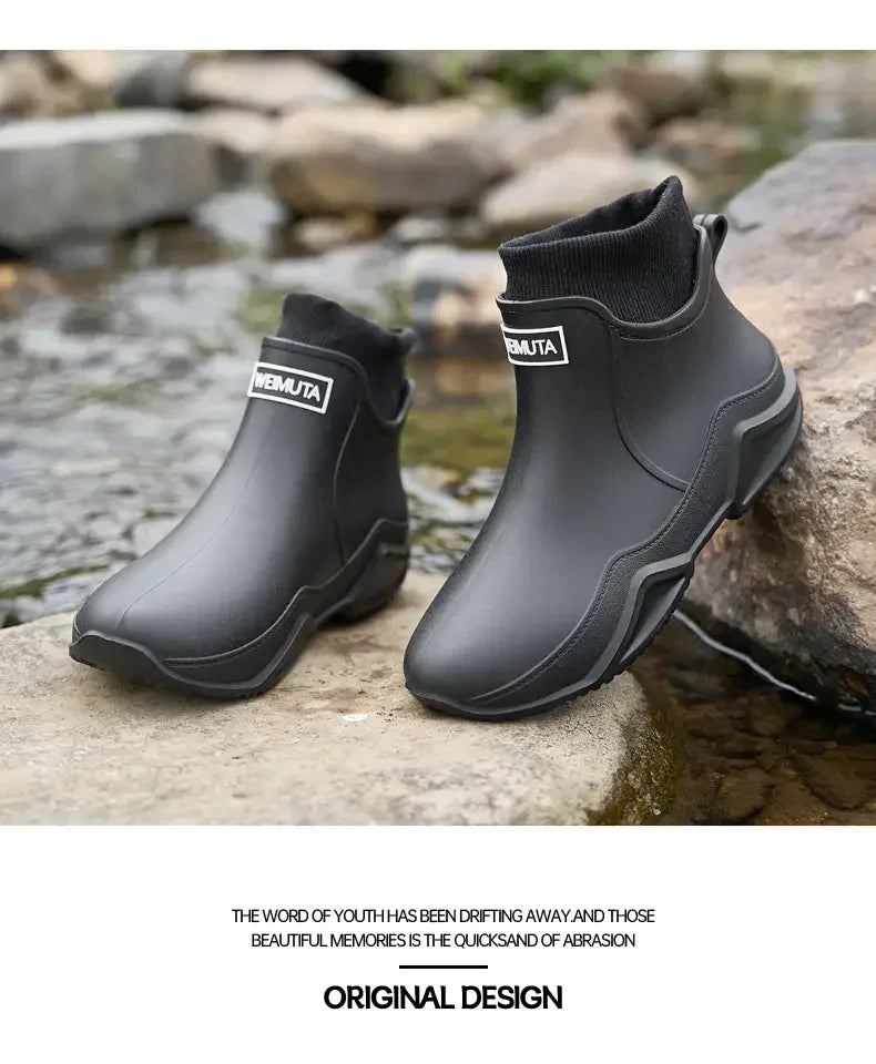 Winter Windproof Cotton Rain Boots Men Warm Light Ankle Rainboots Fashion Black Slip on Rain Shoes Men Waterproof Work Boot 2024