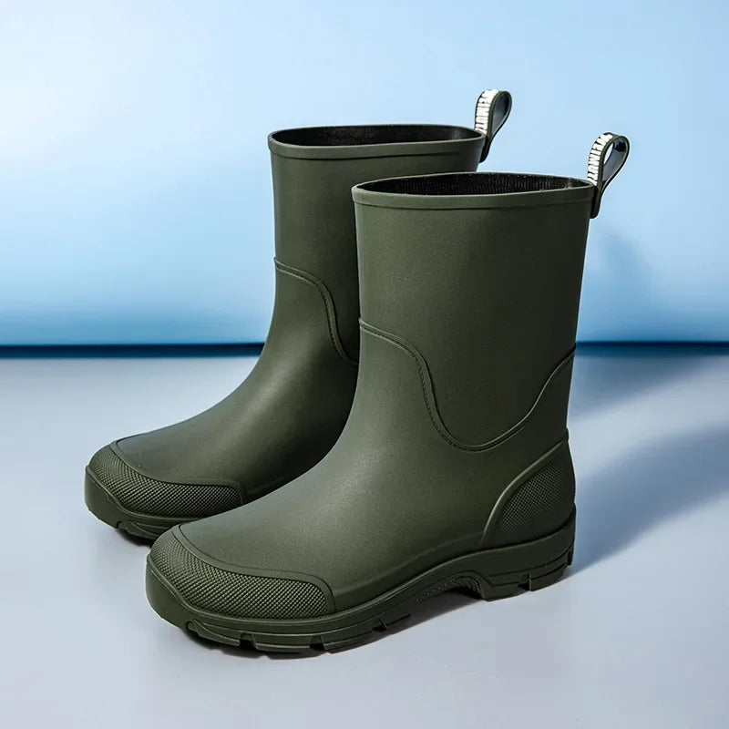 Men's Mid-calf Rain Boots.  New Style. Fashionable Mid-calf Outdoor Slip-resistant Water Shoes. Lightweight and Waterproof