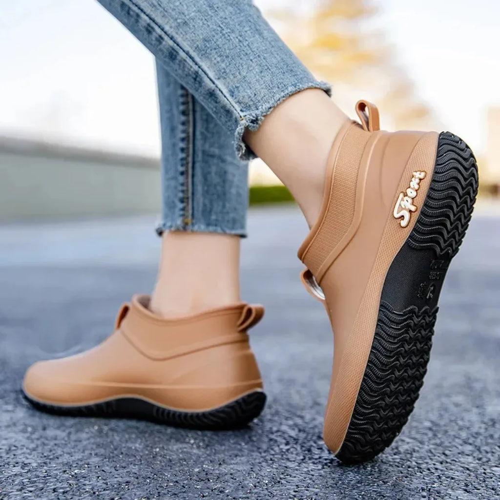 Leisure thick soled waterproof outdoor wear-resistant women's short tube water shoes daily casual rain boots