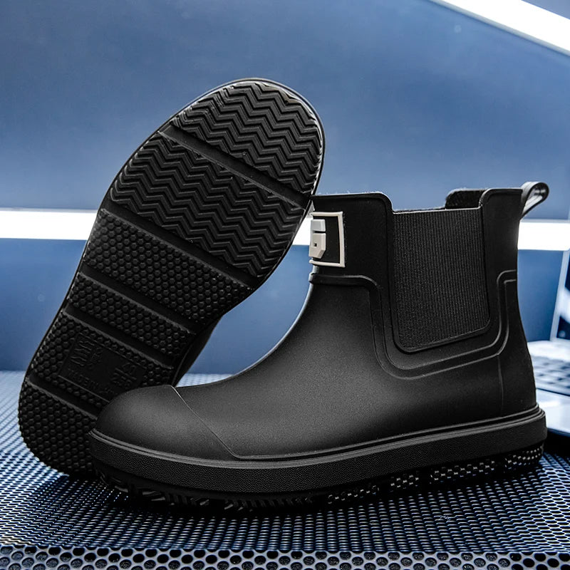 Men's Short-Tube Non-Slip Rain Boots, Fashionable Low-Top Water Shoes, Pvc One-Time Molded Rain Boots, Pastoral Labor Waterproof Shoes
