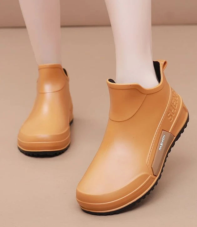 Waterproof Ankle Rain Boots for Men Chef Kitchen Fleece-lined Man Shoes Work Fashion Rainy Day Non-slip Garden Fishing Wellies